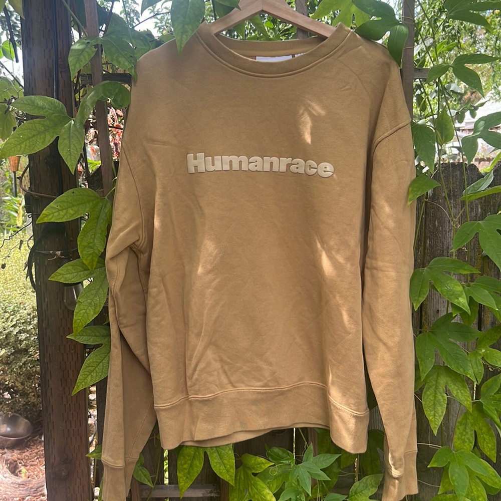 Adidas Humanrace tan crewneck Large